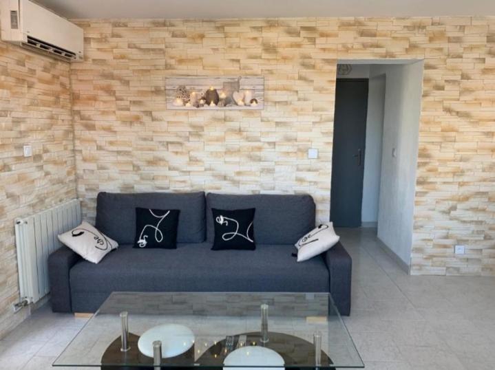 Rez De Villa Avec Place De Parking Et Vue Mer. ラシオタ エクステリア 写真